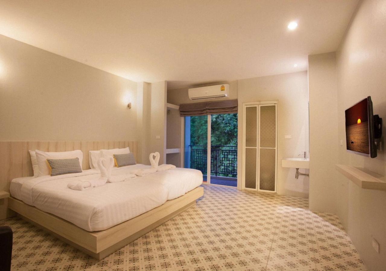 Nature Pine Phuket เนเชอร์ไพน์ภูเก็ต Rawai Eksteriør billede